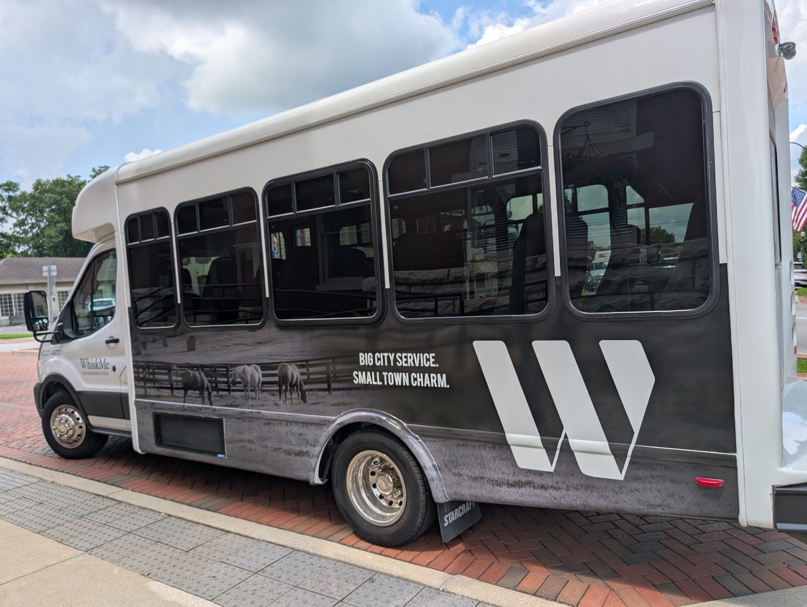 WhiskMe Transportation serving Lyndon, KY
